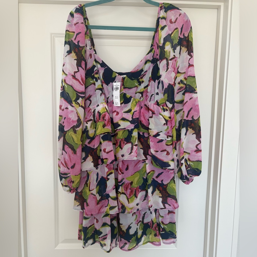 Floral Pink Tiered Women's Dress Abercrombie size Medium TALL